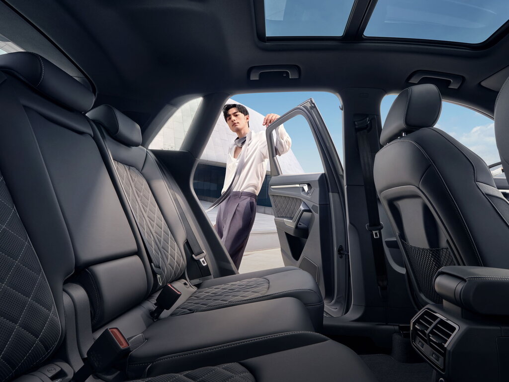 Audi Q3 салон